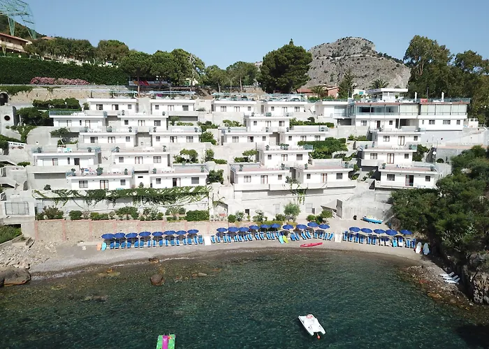 Blue Bay מלון דירות 4*