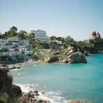 Aparthotel Blue Bay 4*