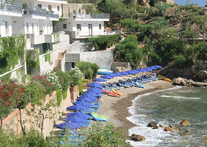 Blue Bay Aparthotel 4*